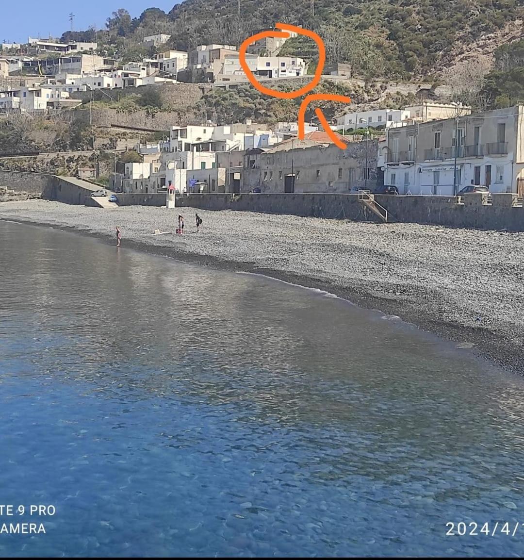 Appartamento Rocche Rosse Acquacalda Exterior photo