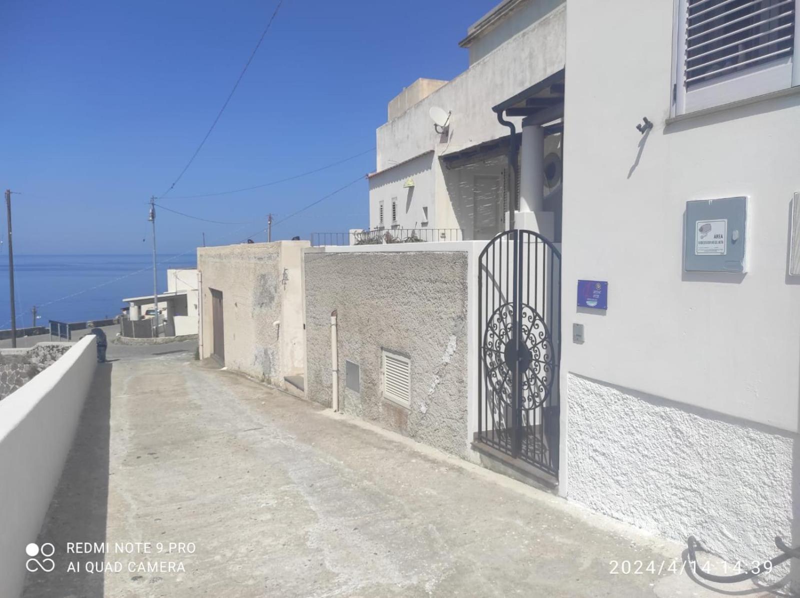 Appartamento Rocche Rosse Acquacalda Exterior photo